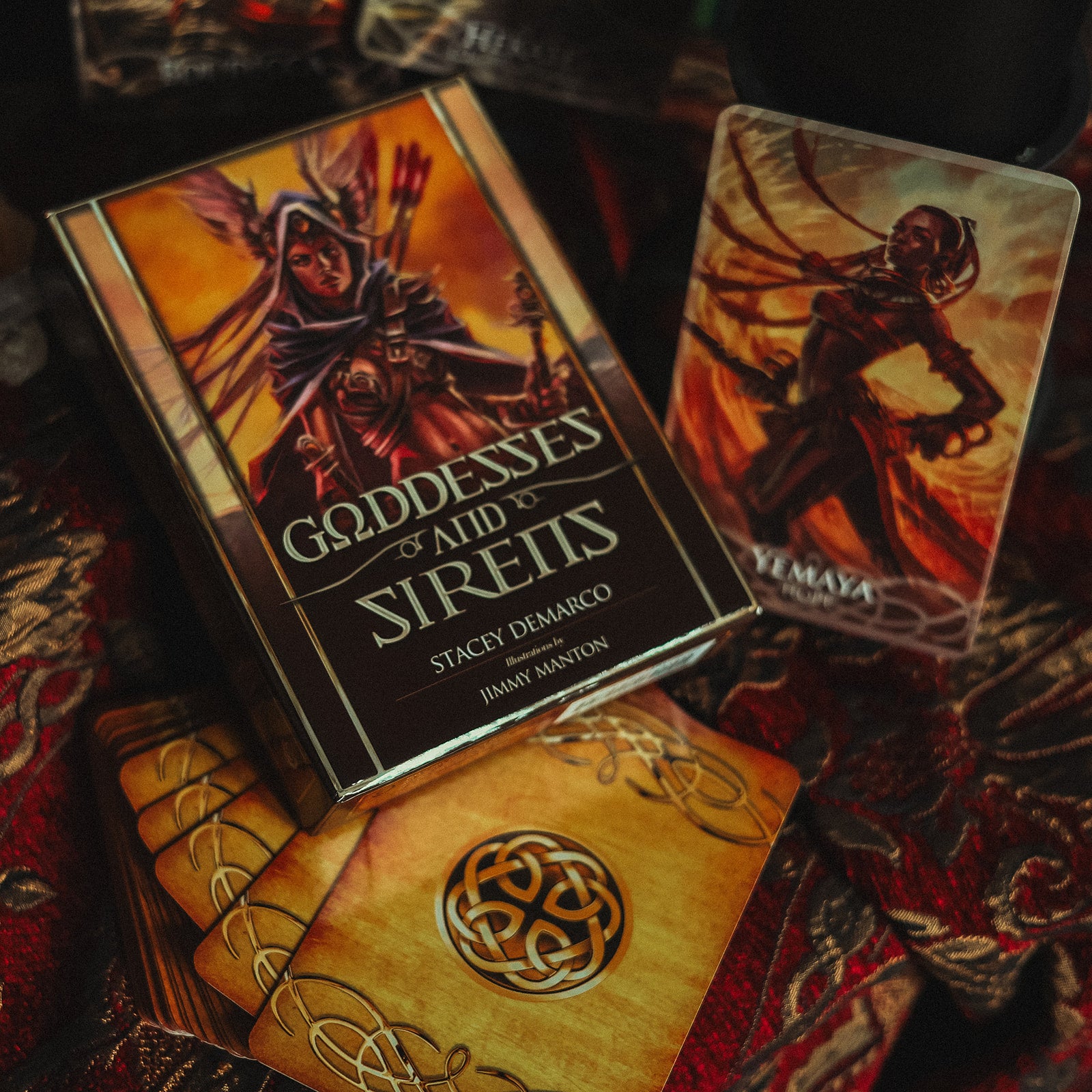 OM7A7437.jpg Goddesses and Sirens Oracle Deck & Book – Image 1